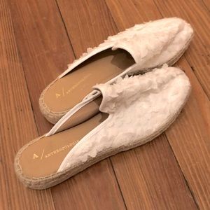 Anthropologie White Size 8 slide-on espadrilles